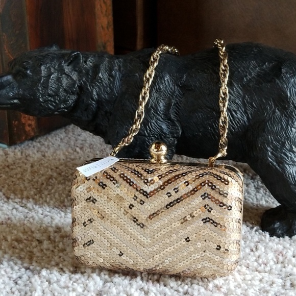 😍Host Pick😍 WHBM Gold Purse NWT - Picture 2 of 6